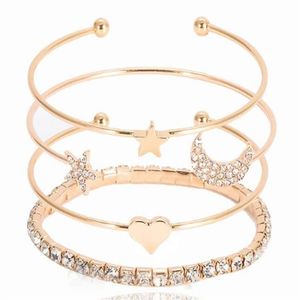 4pcs Conjunto de ouro Star Star Heart Moon Bohemian Bracelets