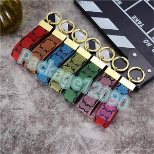 Lanyards Pendant Accessorie Multicolor Keychain Brand Designer 2023 Key Chain Mens Luxury Bee Buckle Keychains Car Keyring Womens Fashion H