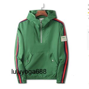 New 24SS Designer Mens Mens Jacket Primavera e Autumn Windrunner Tee Fashion Brad Sports Windbreaker Casual Zipper Letters Impresso Jackets Roupas