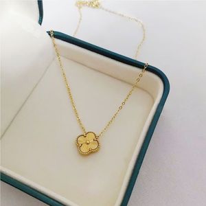 Pendant Four Leaf Clover Necklace Cleefs Necklaces Designer for Women Jewelry Sier Green Z5M0# good
