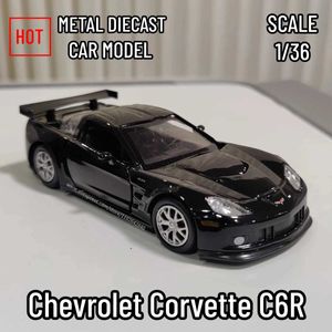Carro elétrico / RC 1 36 Metal Diecast Car Modelo Repilca Chevrolet Corvette C7 C6 Escala Coleção em miniatura Veículo Hobby Brinquedo infantil para menino Presente de NatalL231223