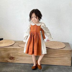 Girl Dresses Dress Set 2023 Long Sleeved Vintage Style Overall Fashion Two Piece Embroidered Skirt Children Sets