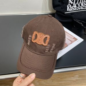 CAP Designer Cap Luksusowy projektant Hat Trendy Sun Hat Baseball Cap Classic Fashion Wysokiej jakości materiał Wygodne mężczyźni i kobiety z tymi samymi modelami