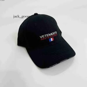 VETEMENTS Capuz Vetements Femme Ball Caps