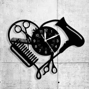 Настенные часы Деревянные часы Яркий парикмахер с ножницами расщепленная картина персонализированная тематическая демонстрация времени для спальни