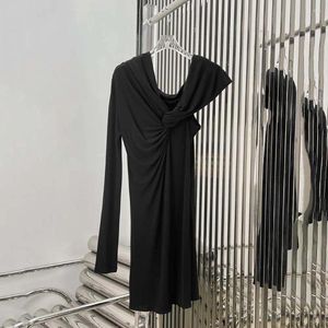 Casual Dresses 2023 Fall And Winter Women's Dress Y2k Asymmetric Long Sleeve Twisted Decoration Fashion Sexy Peplum Mini