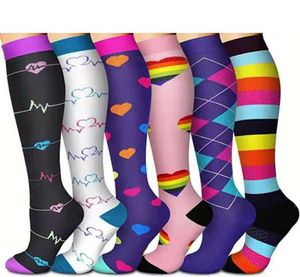 MEN039S SOCKS Sıkıştırma Kadınlar Erkekler Koşu Hemşireleri Yüksek Yüksek Hemşireler Fitness Açık Spor Fit Uçuş Seyahat Golfleri Tube9943388