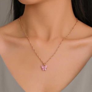 Cute Butterfly Pendants Necklaces Candy Color Animal Butterfly Clavicle Chain Necklaces for Women Insect Necklace Jewelry Bijoux294w