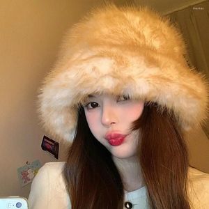 Berets Winter Trend Imitation Fur Plush Warm Bucket Hat Women Show Small Face Big Eaves Ear Protection Fluffy Russian Basin Cap