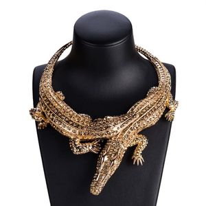 Punk krage halsband vintage choker hippie boho bib chunky uttalande halsband festival zigenare smycken full strass krokodil pe2703