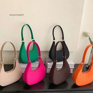 Abendtaschen 2023 Trend Koreaner Sommer Neues Steinmuster Unterarm Tasche Casual One Schulter Handheld -Knödel -Tasche Frauenbeutel