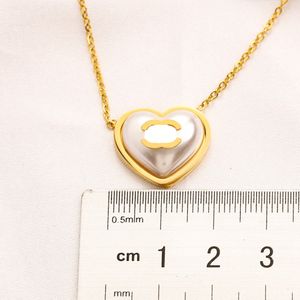 Design Letter Pendant Necklace Gold Plated Brand Stainless Steel Necklaces Charm Chain Womens Wedding Jewelry Accessories Love Gifts AA2085