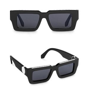 Tasarımcı Güneş Gözlüğü Klasik Moda Geniş Plaka Tapınağı Z1447 Retro Siyah Çerçeve Lüks Erkekler Gözlükleri UV400 Güneş Gözlüğü O238Y'li Kadınlar İçin