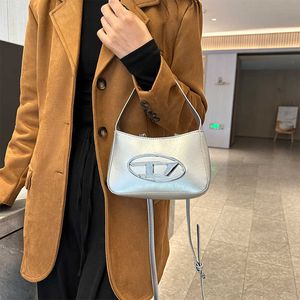 BSGS2023 Inverno Nuova spalla singola traversa con assi del portico Millennium piccante Girl Crescent Bag