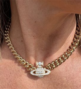 Designer Pearl Chokers for Women Luxury Viviene Pendant Halsband Kedja Pendants Retro smycken Fashion Accessories Westwood 435435