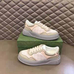 Mode casual skor män screener löpande sneakers Italy lyxkvinnor låg topp vit svart rutnät tryck kalvskinn plattformar designer andningsbara sportskor box eu 35-46