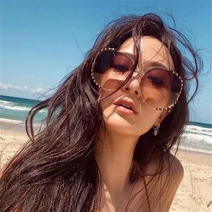 Sunglasses Fashion Brand Desinger Paint Metal Frame Oversized Round UV Protection Gradient Shades Women Stylish Funky Eyewear Eyeg252W