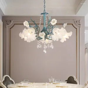 الثريات الحديثة أضواء قلادة فرنسية الأزهار الرعوية الزجاجية الكريستال الثريا الحية غرفة الطعام ديكور المنزل بريق التصميم