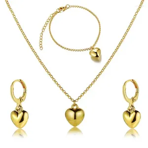 Pendant Necklaces Peach Heart Necklace Jewelry Set Gold Color Metal For Women Creative Love Earrings Bracelet Party Gifts