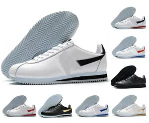 2023Classic Cortez NYLON RM White Varsity Royal Red Casual SHOes Fashion Basic Premium Black Blue Lightweight Run Chaussures Cortezs Leather BT QS Outdoor sneakers