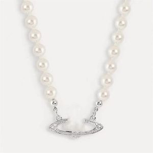 Western west Queen with the same wood star vivi pearl necklace European and American fashion INS1 1 brass plated clavicle women2783