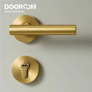 ドアーム真鍮ドアロックセットモダンな北欧のインテリアベッドルームバスルームダブルウッドドアレバーセットダミーロックハンドル231222