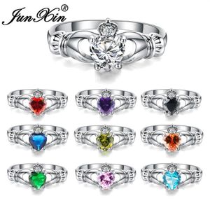 Anéis de casamento Junxin Luxury feminino Anel de coração Claddagh Moda de jóias de ouro branco para mulheres Presentes de pedra de nascimento246U