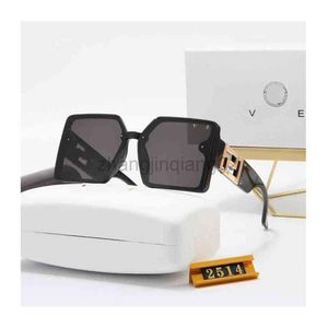 Designer Versage Sunglass Cycle Luxurious Fashion Woman Mens Vintage Baseball Sport Square Summer Winter Polarize Medussa Sun Glas243y