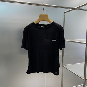 Роскошные дизайнерские женщины T Рубашки буква черные футболки с коротки