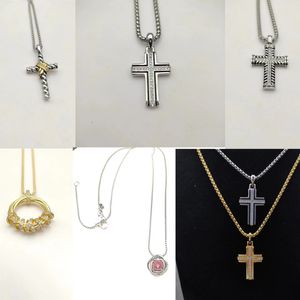 DY Designer Necklace Cross diamonds rings Pendant for Men Women Personalized Fashion Jewelry silver 925 Silver Twisted gold Chain classic dy Necklaces with Box