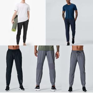 2024 Designer Long Pants Men Sport Running Align Yoga Outdoor Gym Pockets Slim Fit Sweatpants Pant Jogger Trousers Mens Casual Elastic Midje Sporty 121