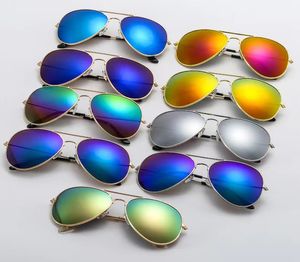 Kinder Sonnenbrillen Kinder Schutz Brillen UV400 Sommer im Freien Reisen Anti -Strahlung Sonnenbrillen Mode Unisex Farbfilm Reflexion Retro Iloot Sun Eyewears