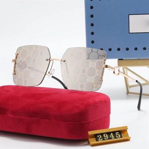 Square Sunglasses Designer okulary przeciwsłoneczne lustro nadruku Kobiety moda marka mieszana kolorowy projektanta damskie okulary retro klasyczny pilot me233i