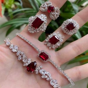 مجموعة مجوهرات فضيات 925 النقية للنساء Red Ruby Gemstone المجوهرات الطبيعية مجموعة السوار الدائري الحزب المجوهرات set2761