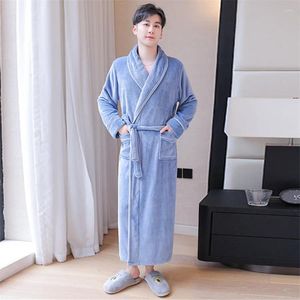 Men's Sleepwear 2024 Winter Warm Flannel Robe V-Neck Thick Bathrobe With Belt Men Fluffy Shower Robes Night Gown Male Housewear