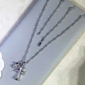 CH Designer Cross Cross Cool Collece Chromes золото женское универсальные модные серьги в стиле сердечного свитера Lover Lover Gif