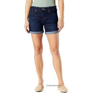 Levi Strauss Co.の署名Gold Label Women's Mid-Rise Shorts（プラスサイズで入手可能）