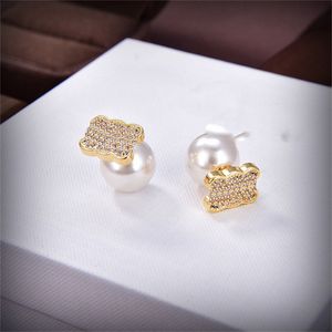 Designer Triomphe Stud Women Pearl Retro Earring Luxury Celily Earring Gioielli Accessori di moda 56778