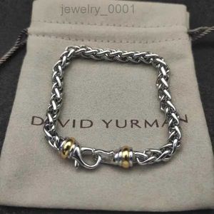 Dy Circle Link Chain Charm Designer Armband för kvinnliga kubanska kedjor Diamonds mode retro lyxfest födelsedagsmycken gåva populärt i Europa och Amerika BRG6