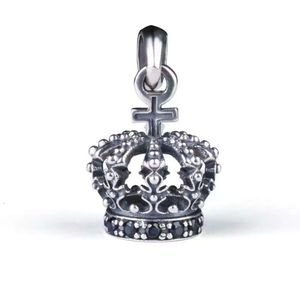 CH Designer Cross Pendant Necklace chromes Crown Mens Womens Prosesatile Fashion Hollow Black Heart Sweater Chain Lover Gift Luxury New 2024 6mnp