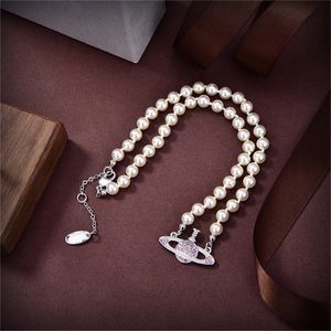 Designer Pearl Chokers for Women Luxury Viviene Pendant Halsband Kedja Pendants Retro smycken Fashion Accessories Westwood 546546