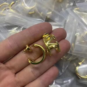 2024 luxury designer women hoops letter V hollow drop earrings 18k Gold girls logo engrave earrings wedding party jewelry birthday Christmas gift
