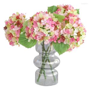 Fiori decorativi Simulazione 1pc con piante da frutto Disposizione di seta Hydrangea Bride Bouquet Colore Solido Arte per matrimoni artificiale