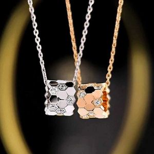 Pendant Necklaces Classic High-quality 925 sterling silver zircon Honeycomb Pendant Women's Necklace Temperament Elegant Fashion Brand ExquisiteL231225