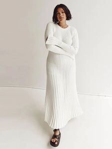Vestido de malha de manga longa de cor de cor sólida Mulheres plissadas mantos brancos finos de verão