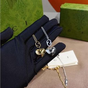 Popüler marka kalp kolye kolye lüks tasarımcı kolyeler moda 18k altın kaplama gümüş kaplama uzun zincirli yüksek son zarfı268s