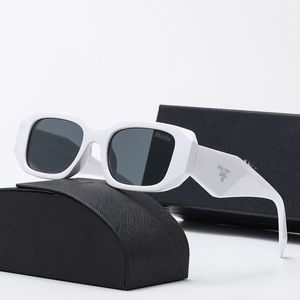 Lunettes Designers Hommes De Luxe Cadre Rôle Classique Marque Rétro Femmes Lunettes De Soleil Designer Lunettes PC Cadre Lunettes De Soleil Femme Avec Boxglasses designers tête lunettes