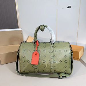 resväska designer duffle väska män kvinnor handväska mode crossbody tygväskor kudde boston herrar keepall handväskor sacoche äkta läder axel mode väskor