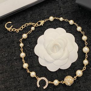 Französische Schmuckmarke Designer Frauen Luxus Perlen Halskette Klassische Doppelbrief Goldperlen Eingelegtes Strass kleiner Perle Charme Halsketten Schwester Fashion Gift