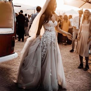 Zachęcący Bryde 2024 Sheer Lace 3D Flowers Applique Suknie ślubne Boho ślubne suknie ślubne